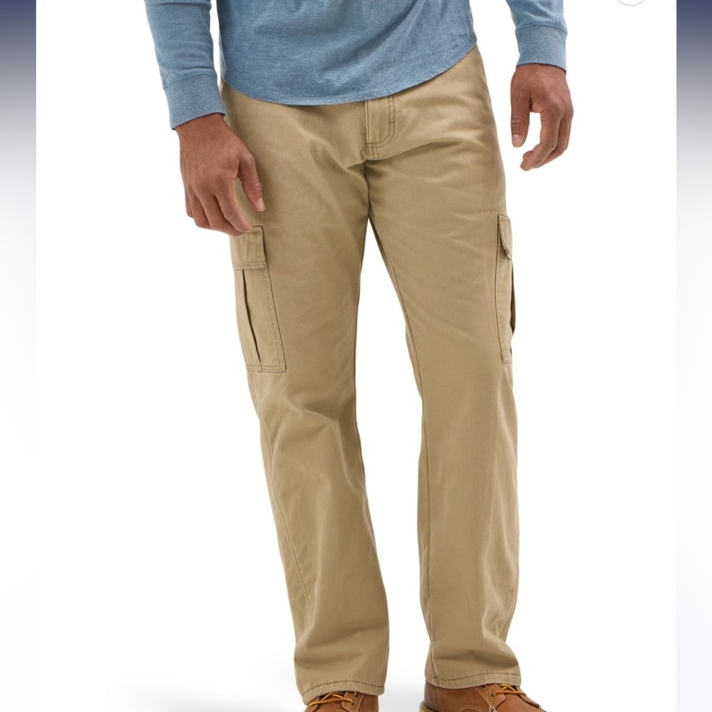 Men's Wrangler Fleece Lined Khaki Cargo Pants Sz 48X30 NWT